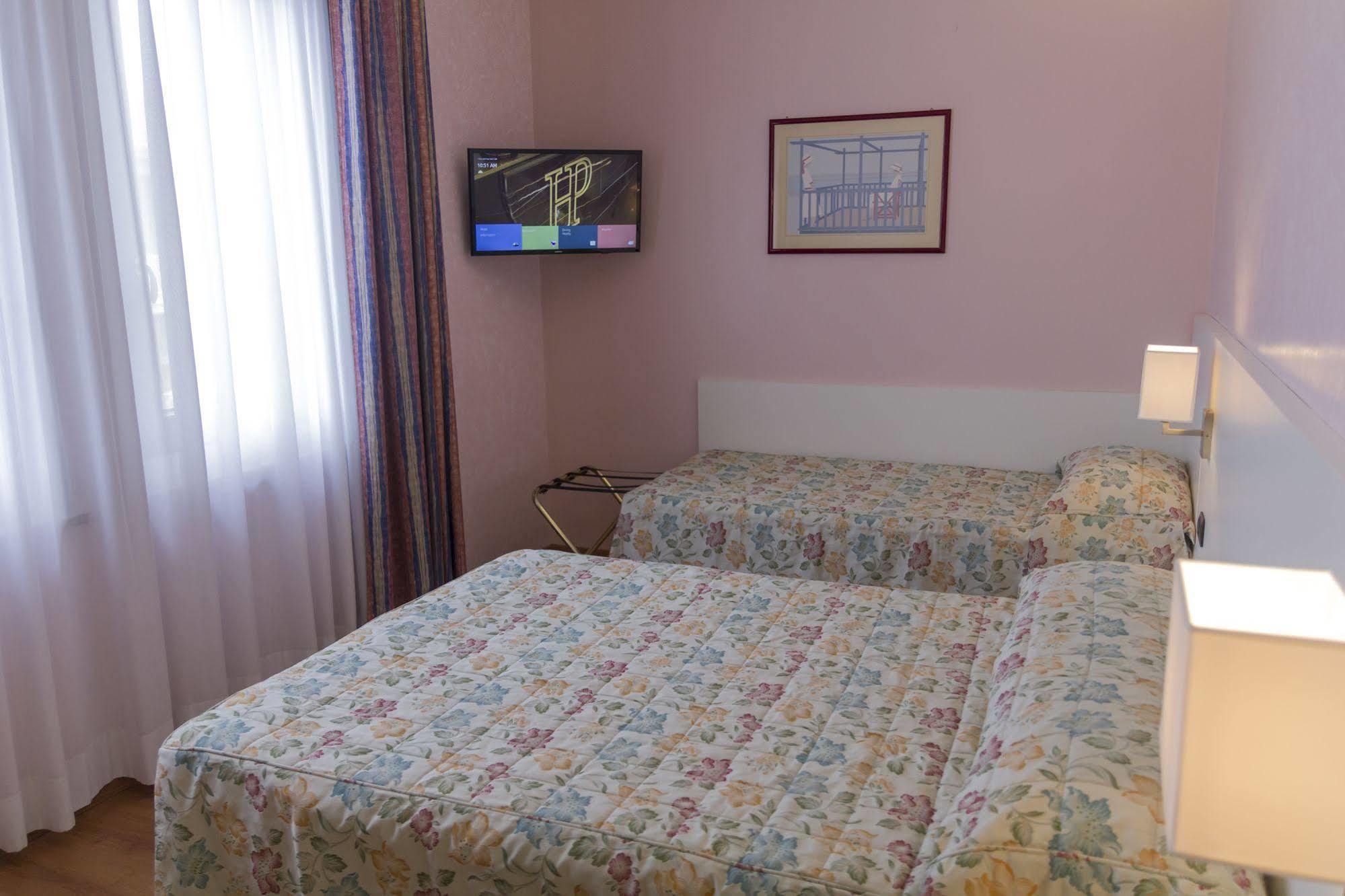 Hotel Pico ミランドラ エクステリア 写真