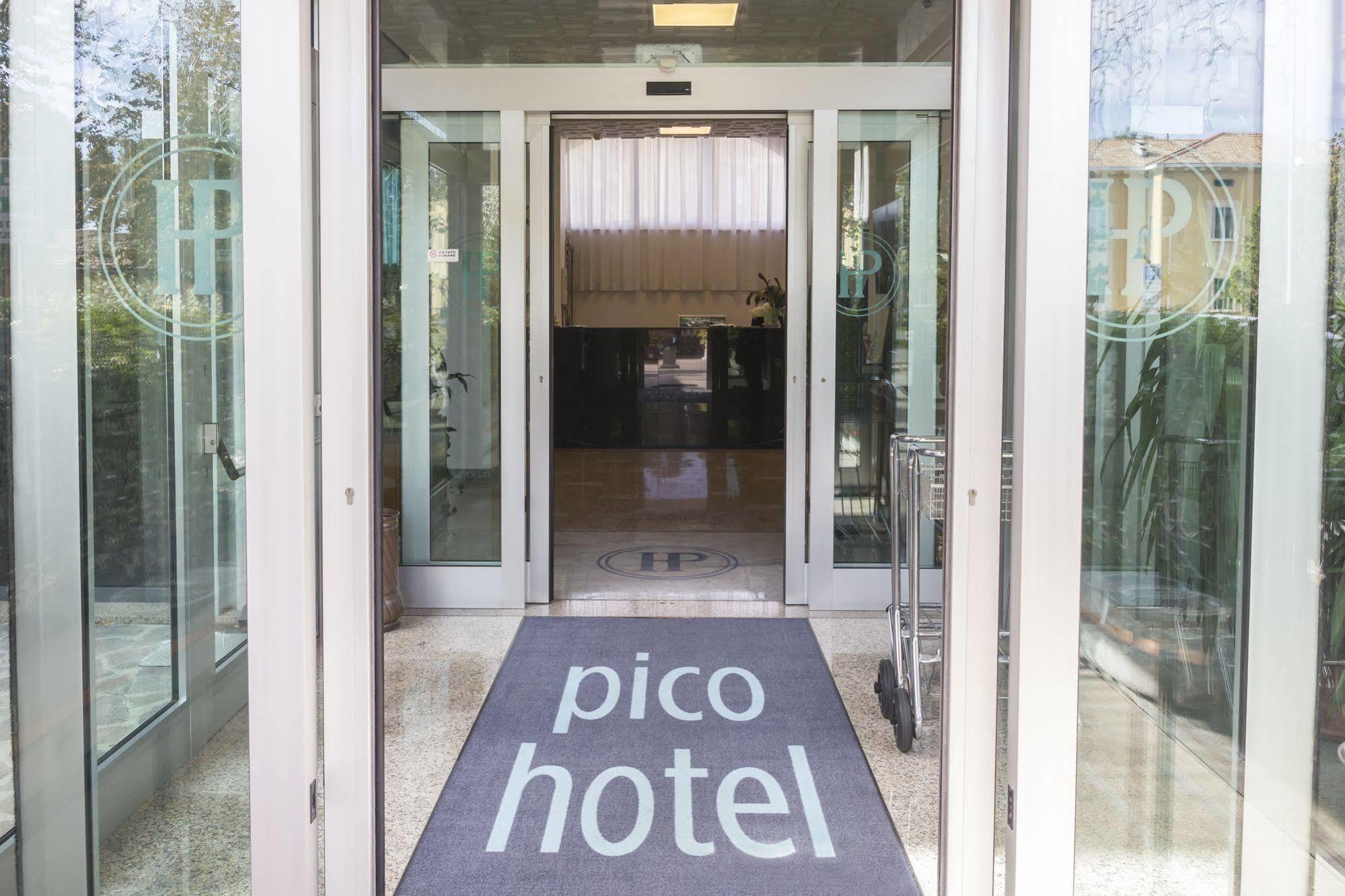 Hotel Pico ミランドラ エクステリア 写真