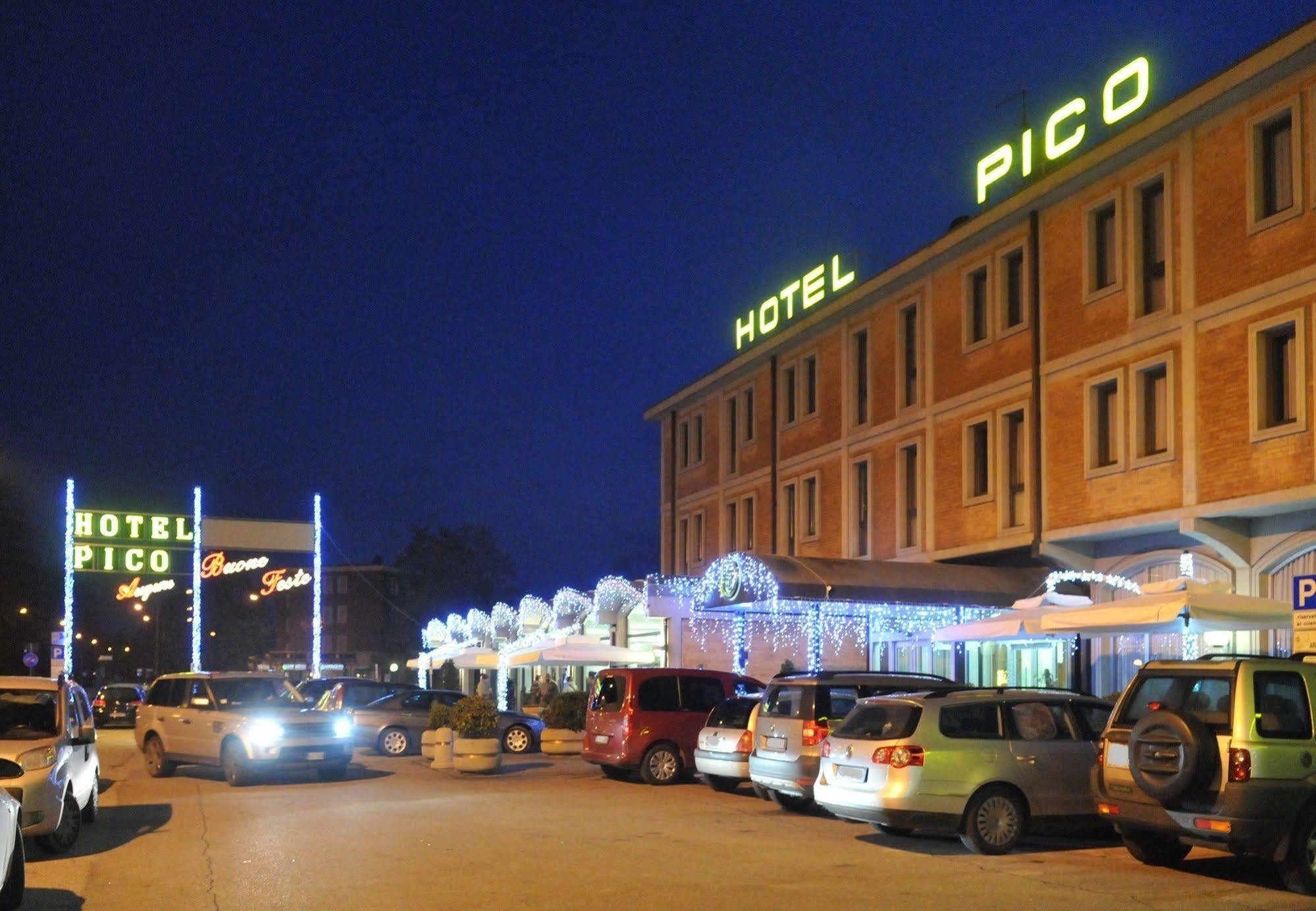 Hotel Pico ミランドラ エクステリア 写真